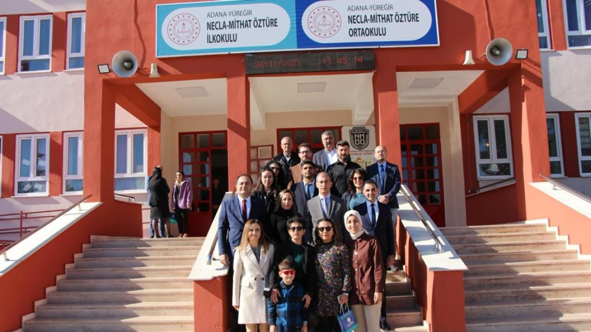 Kaymakamımız Sayın Mehmet AKSU ve İlçe Milli Eğitim Müdürümüz Sayın Murat ÇELİK'in;  24 Kasım Öğretmenler Günü Ziyareti
